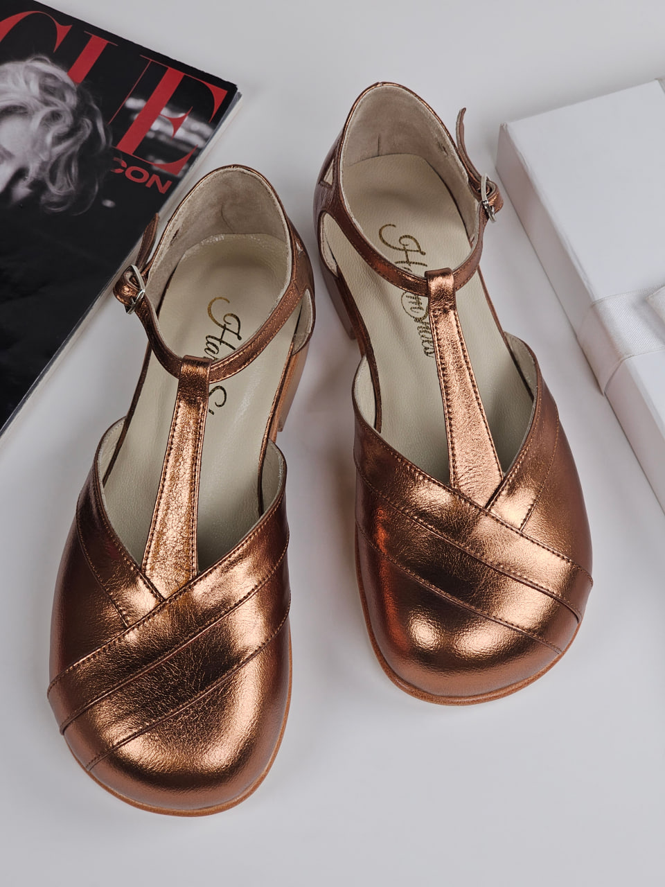 Barefoot Sugar Bronze Leather 2 cm heel
