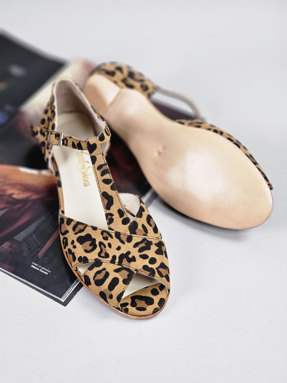 Doris Leopard Suede 3 cm heel