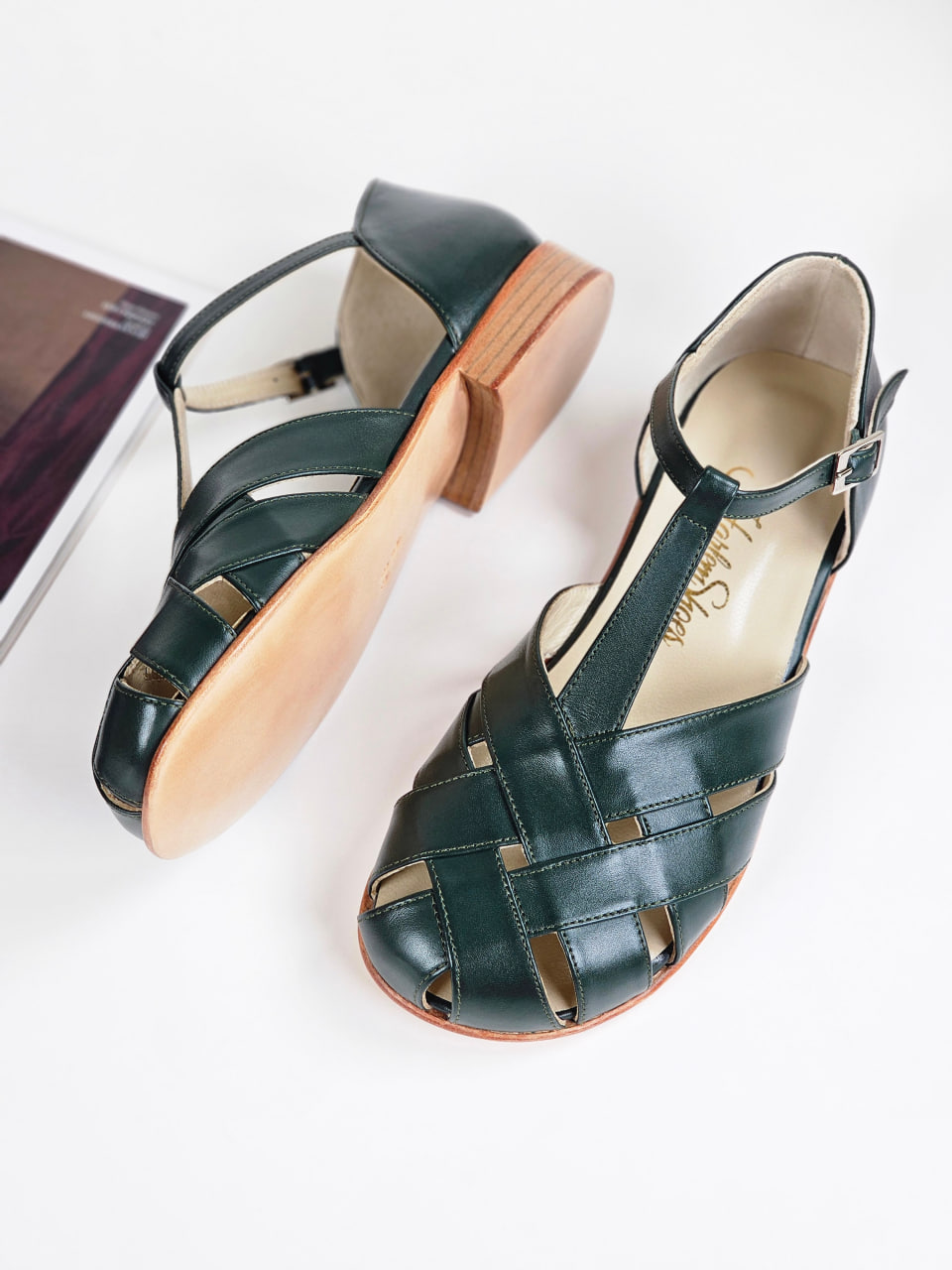 Barefoot Summer Jungle Green Leather 1.5 cm heel