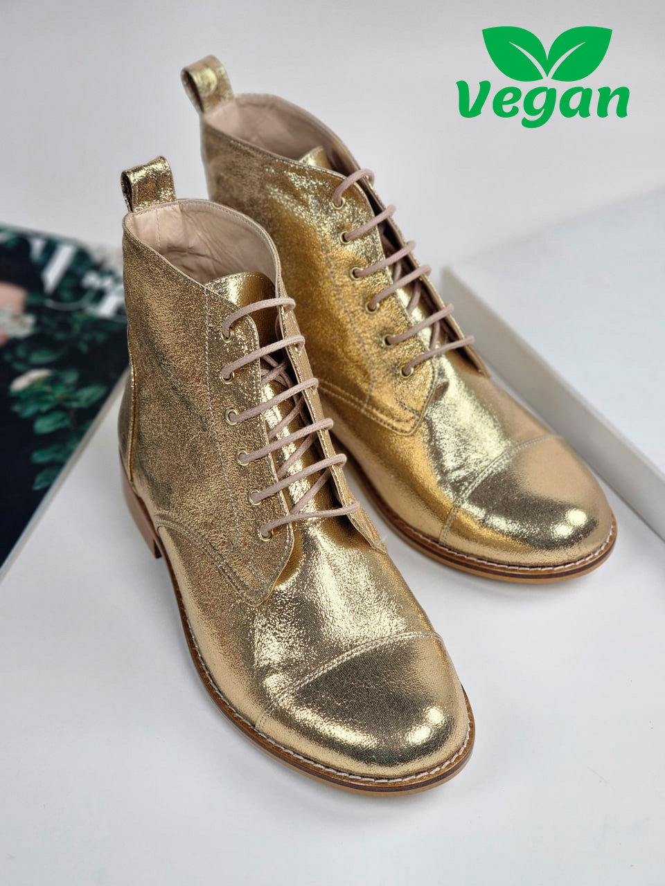 Derby Boots Vegan Golden Textile 2 cm heel