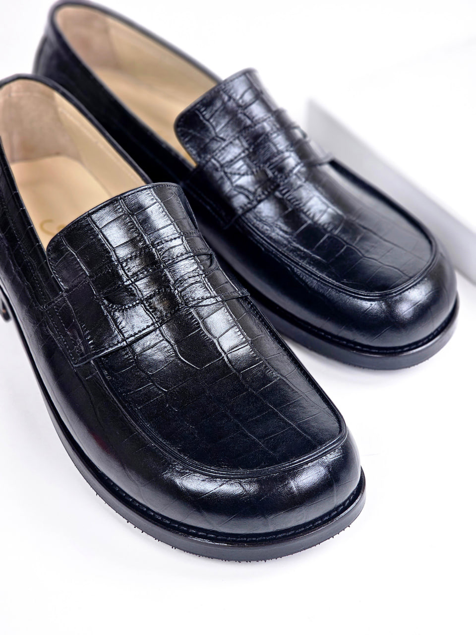 Barefoot Loafers Black Stone Leather 2 cm heel