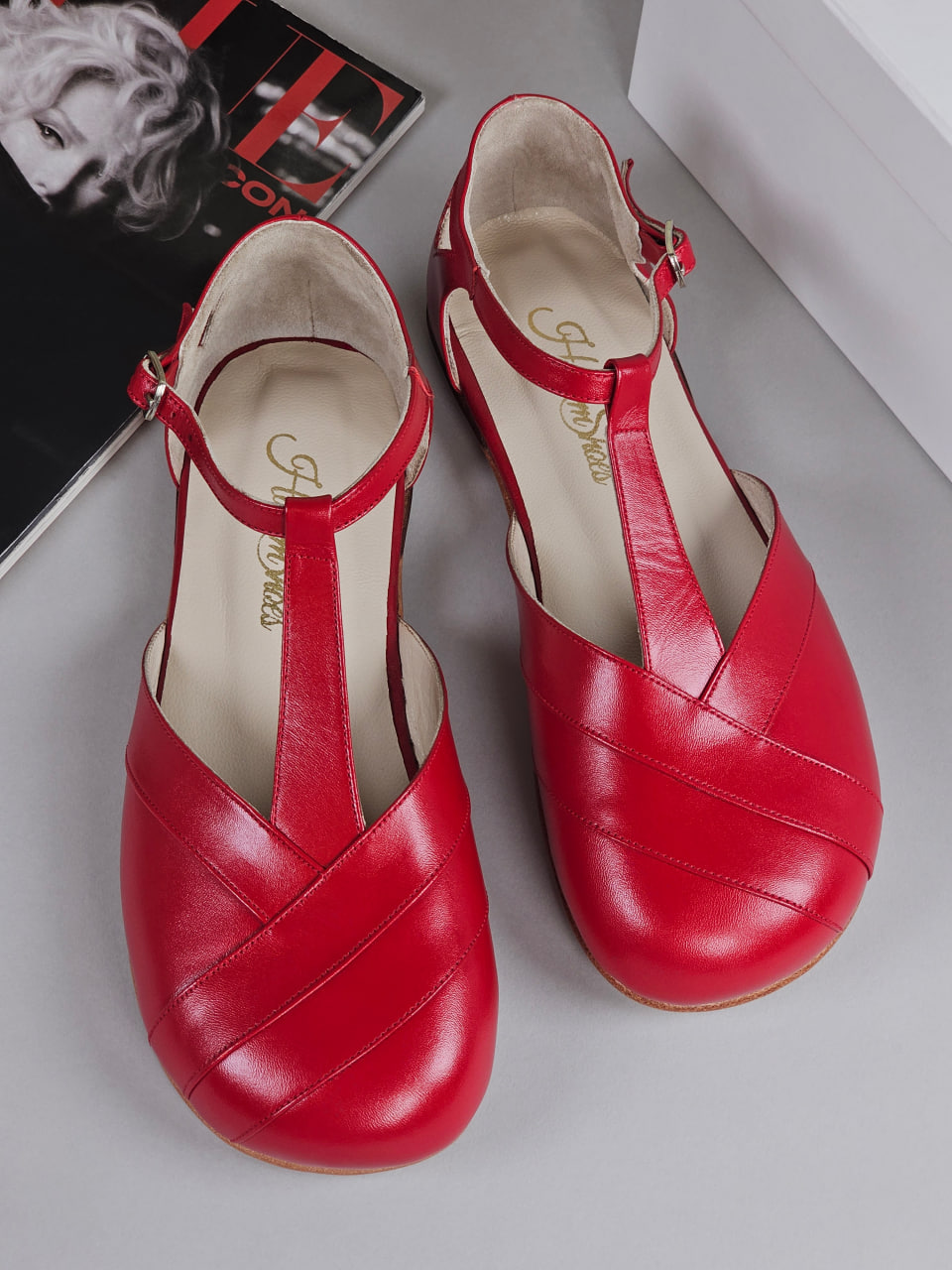 Barefoot Sugar Red Leather Zero Drop