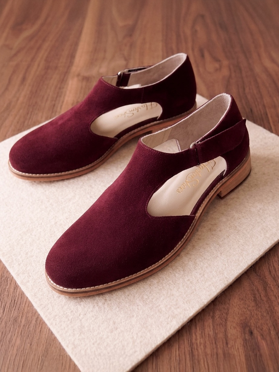 Milan Bordeaux Suede 2 cm heel