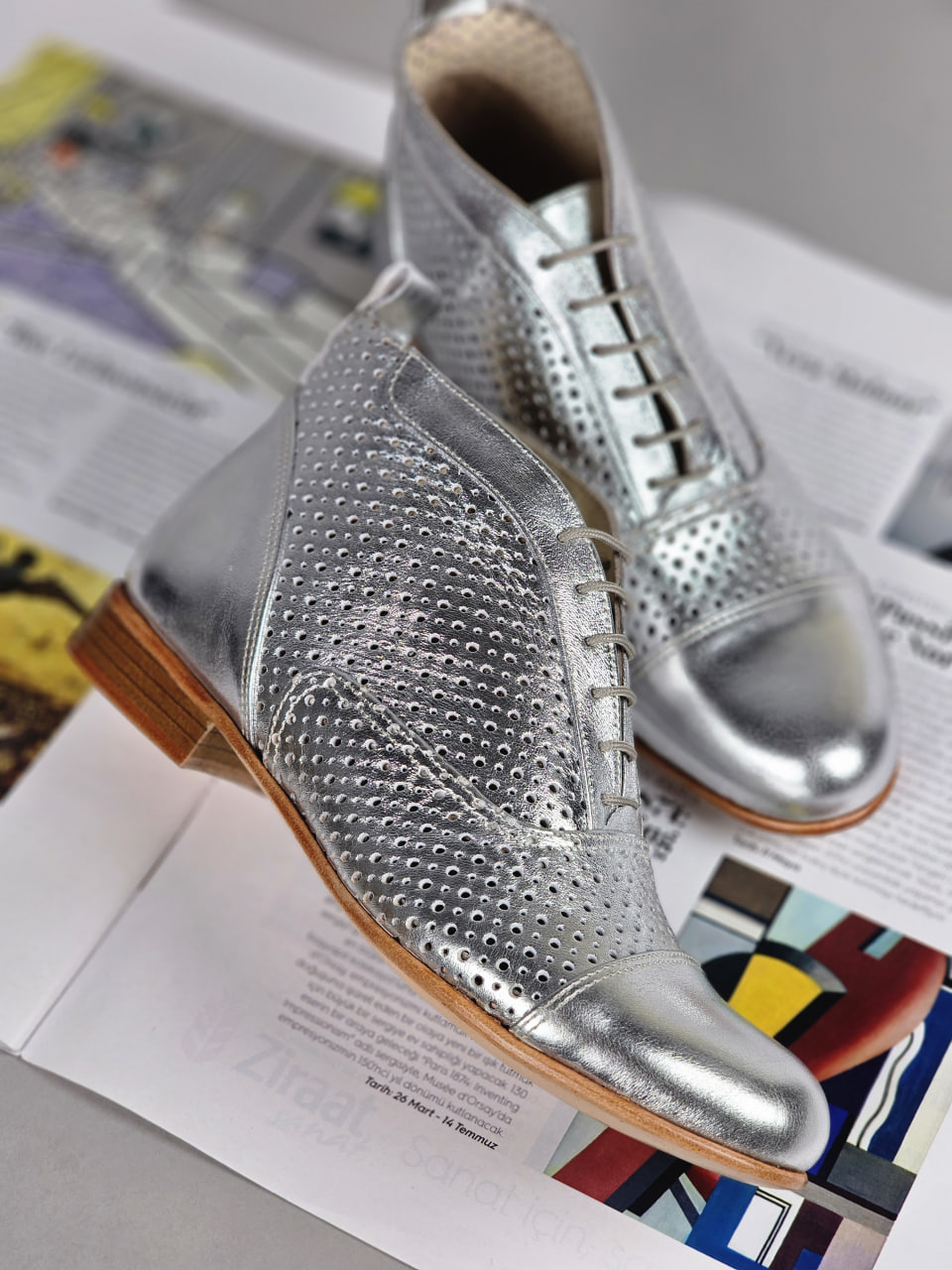 Smooth Boots Perforated Silver Leather 2 cm heel