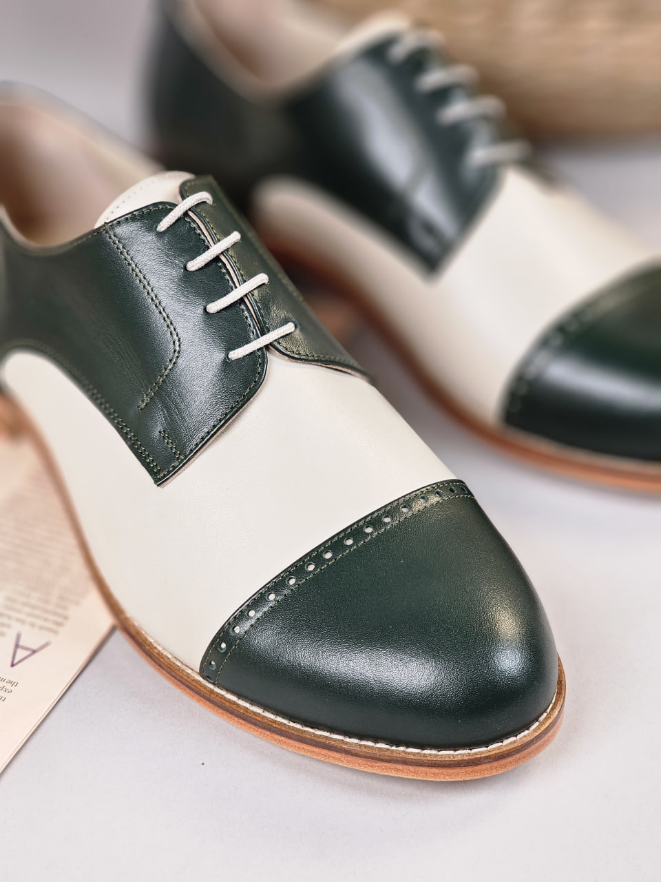 California Jungle Green & Broken White Leather 2 cm heel