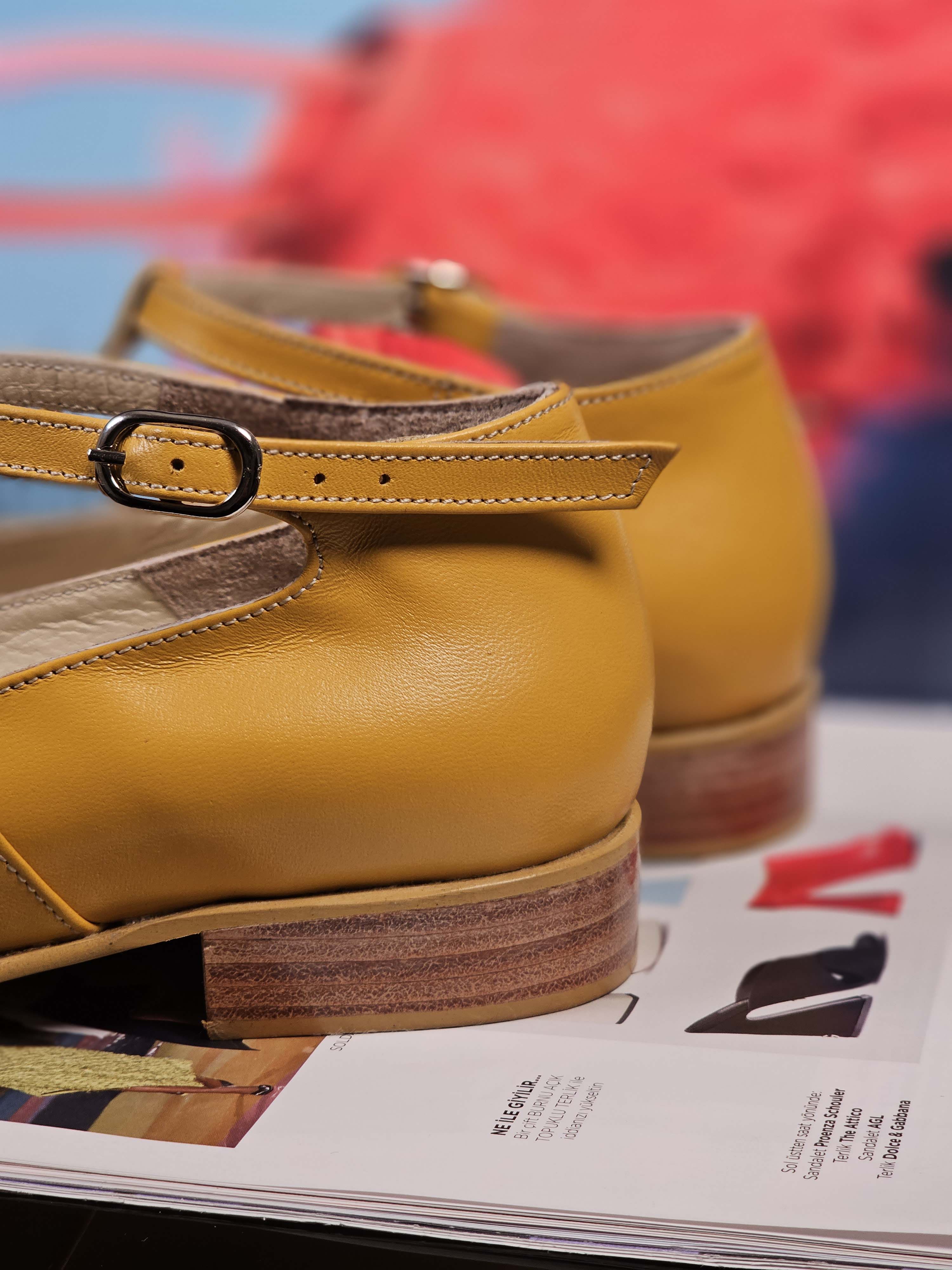 Spring Yellow Leather 2 cm heel