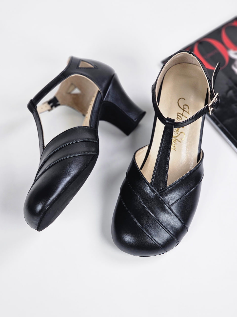 Barefoot Sugar Black Leather 6 cm heel