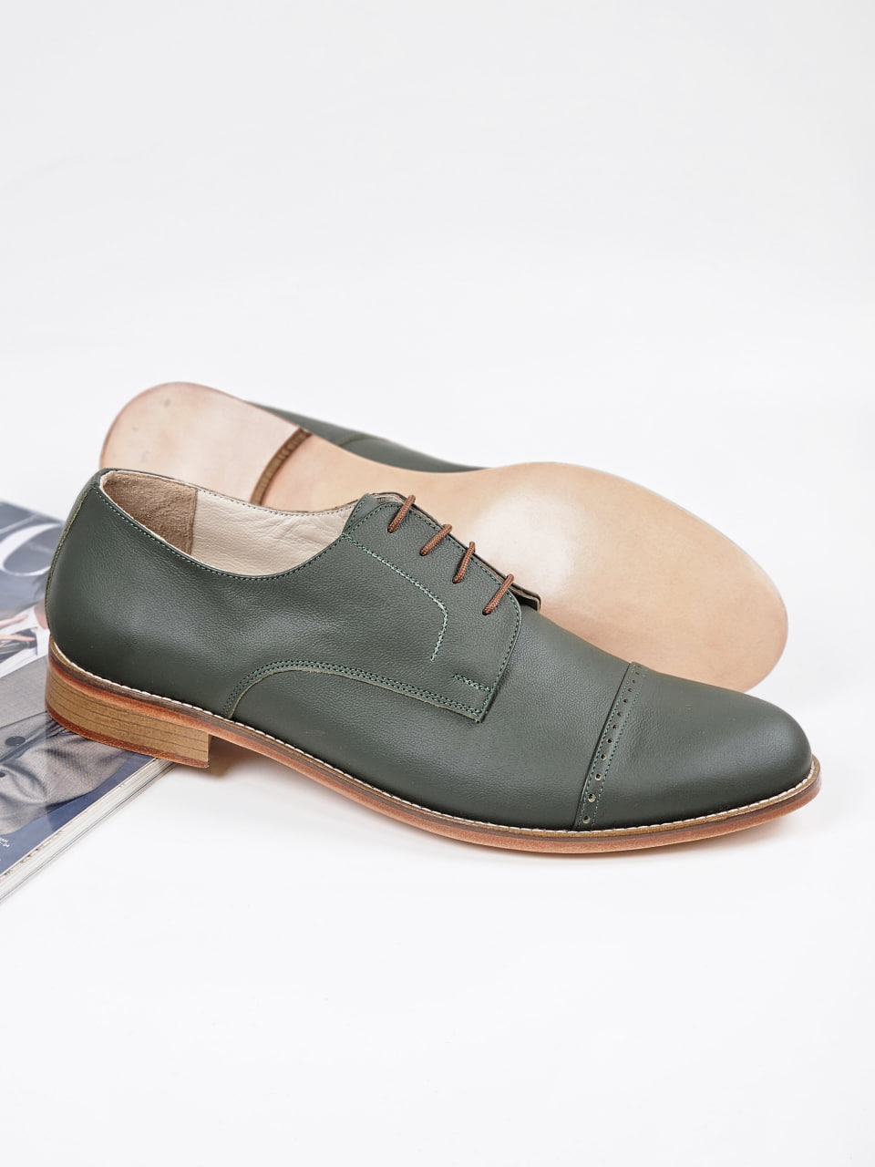 California Swamp Green Leather 2 cm heel