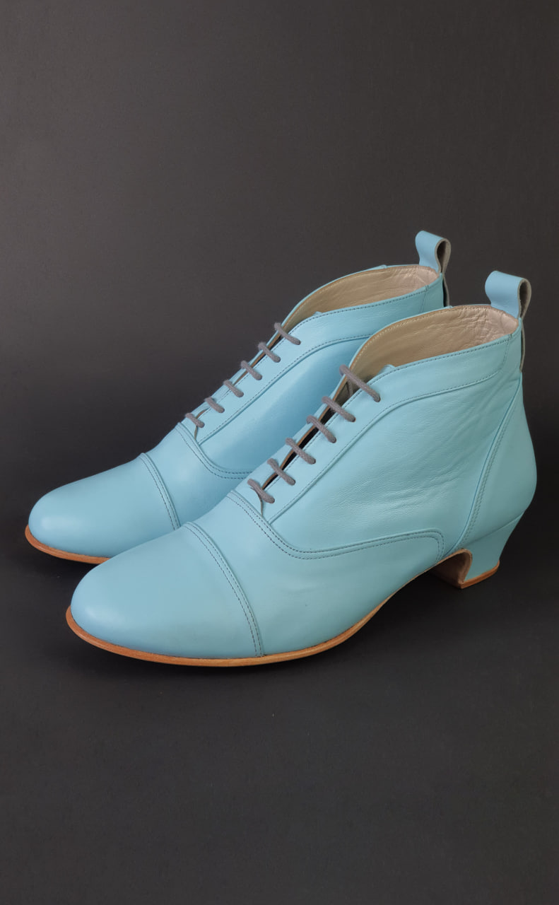 Smooth Boots Baby Blue Leather 4 cm heel