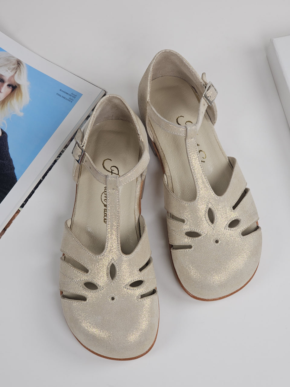 Barefoot Rosy Golden Suede 2 cm heel