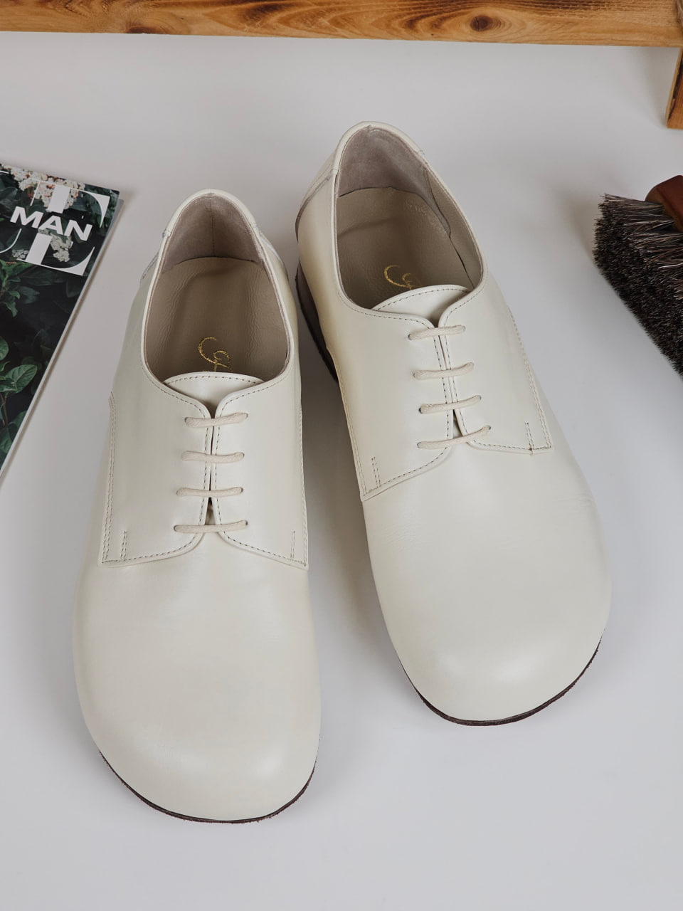 Barefoot Frankie Broken White Leather 2.5 cm heel