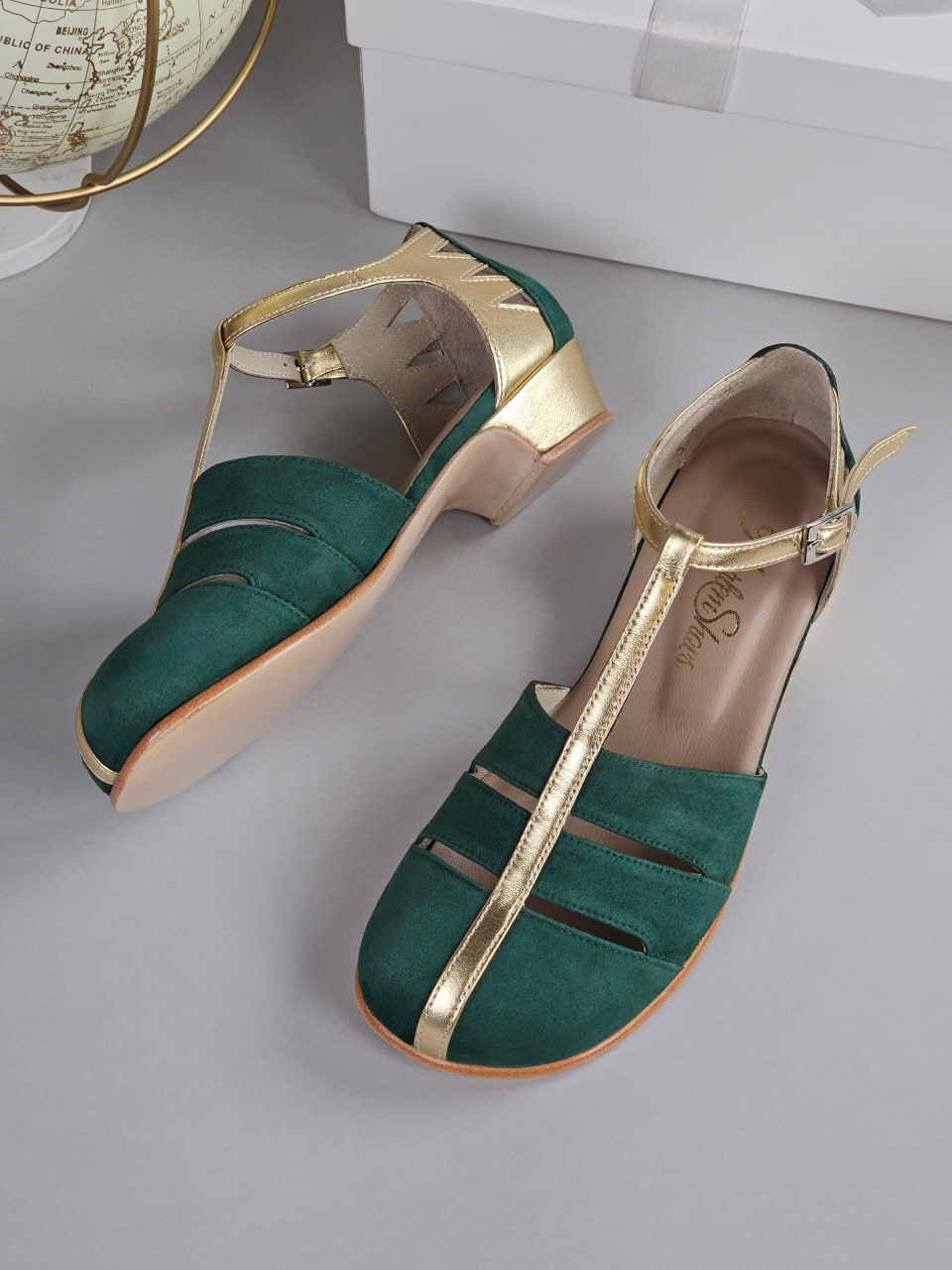 Barefoot Harmony Emerald Suede & Gold leather 3 cm heel