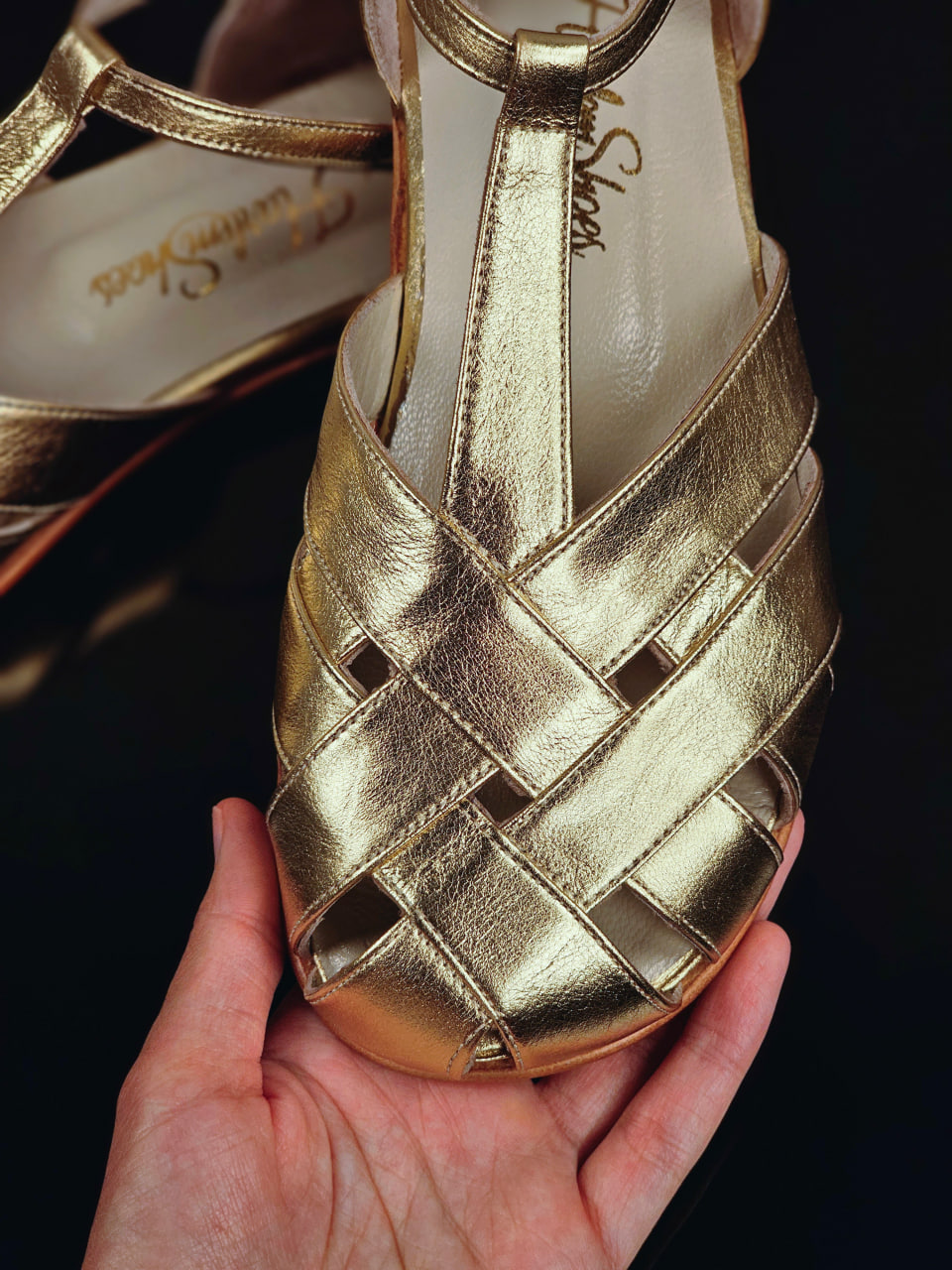 Barefoot Summer Gold Leather Zero Drop