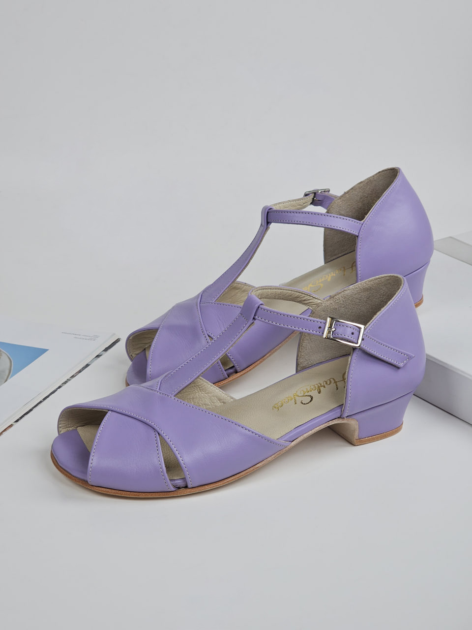 Barefoot Doris Lilac Leather 3 cm heel
