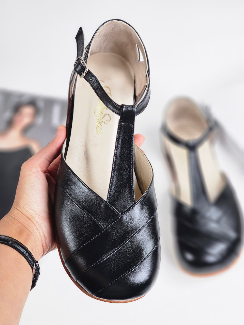 Barefoot Sugar Black Leather Zero Drop