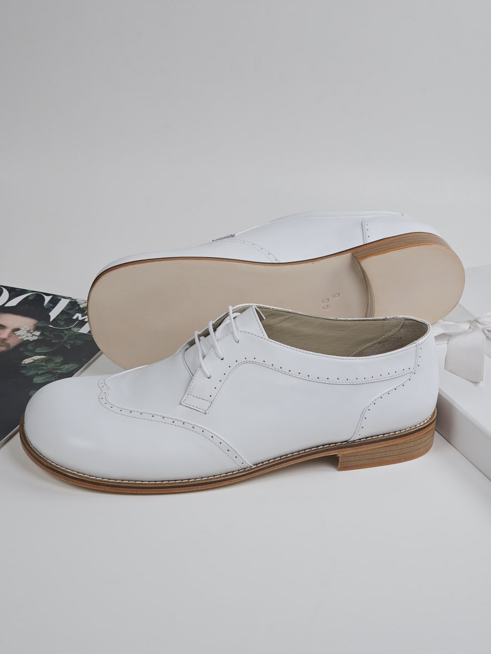 Barefoot Oxfords White Leather 2 cm heel