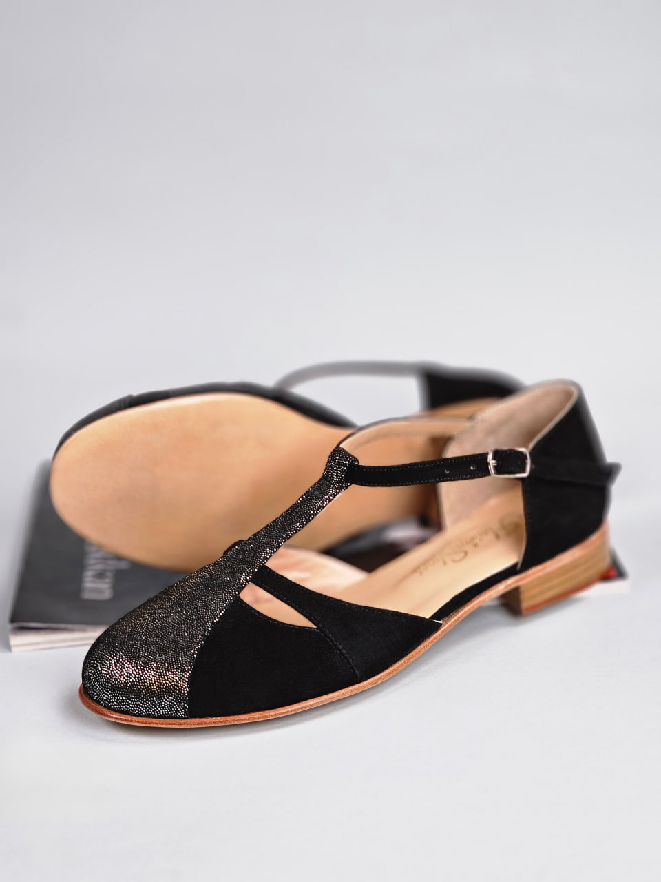 Isabel Black & Silver Rain Suede 2 cm heel
