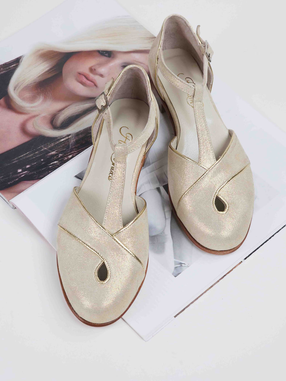 Muse Golden Suede 2 cm heel