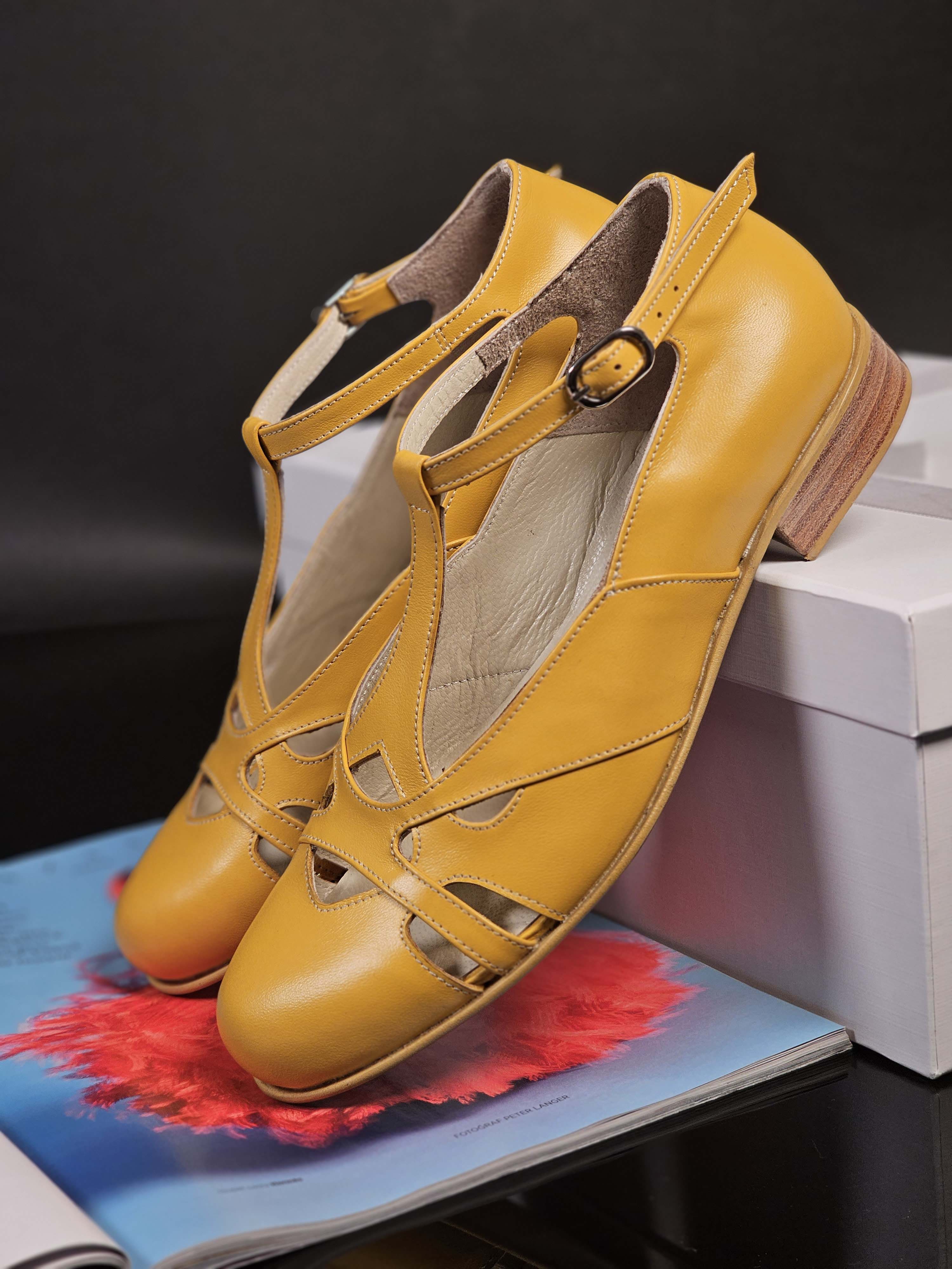 Spring Yellow Leather 2 cm heel