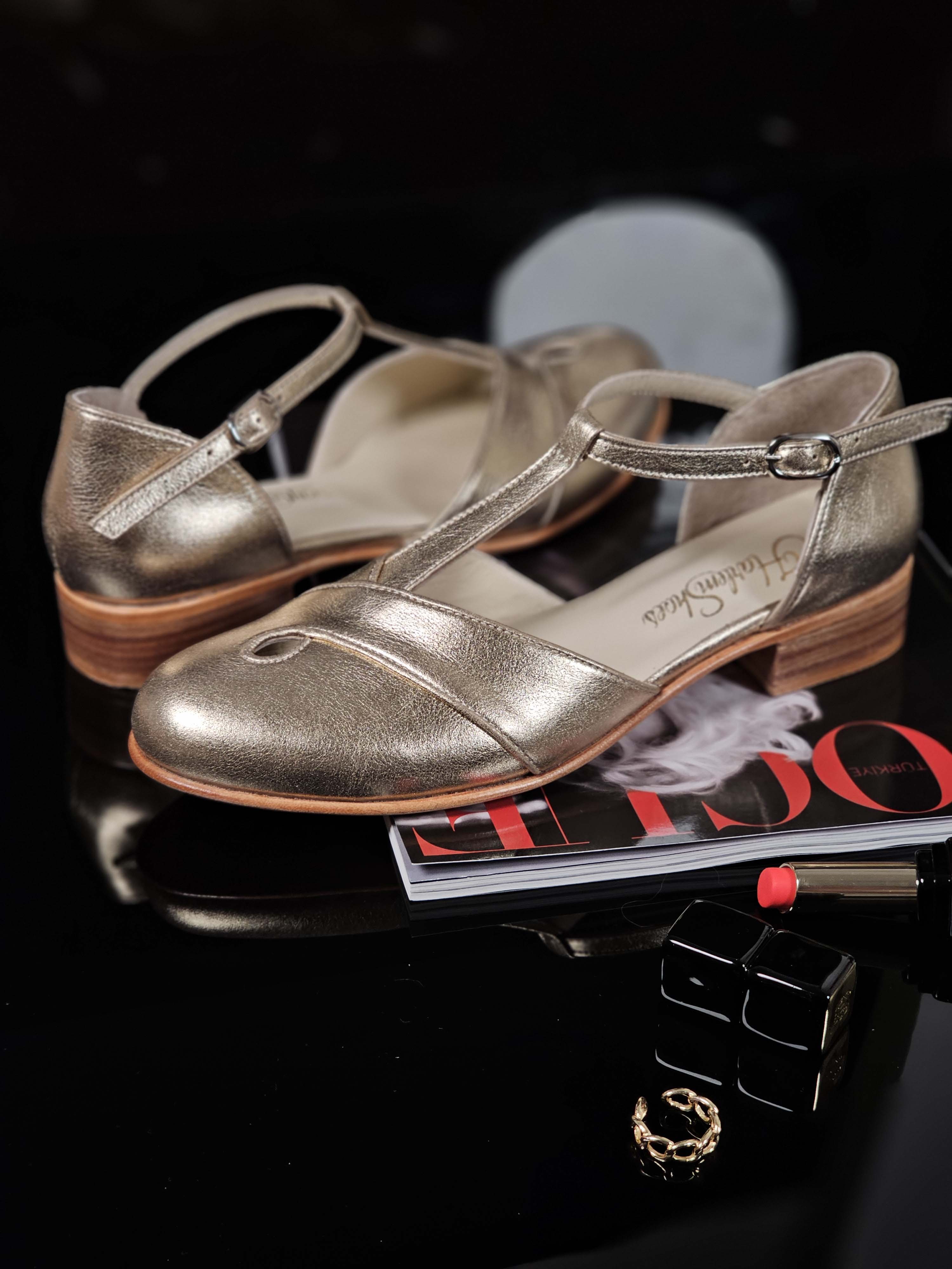 Muse Platinum Gold Leather 2 cm heel