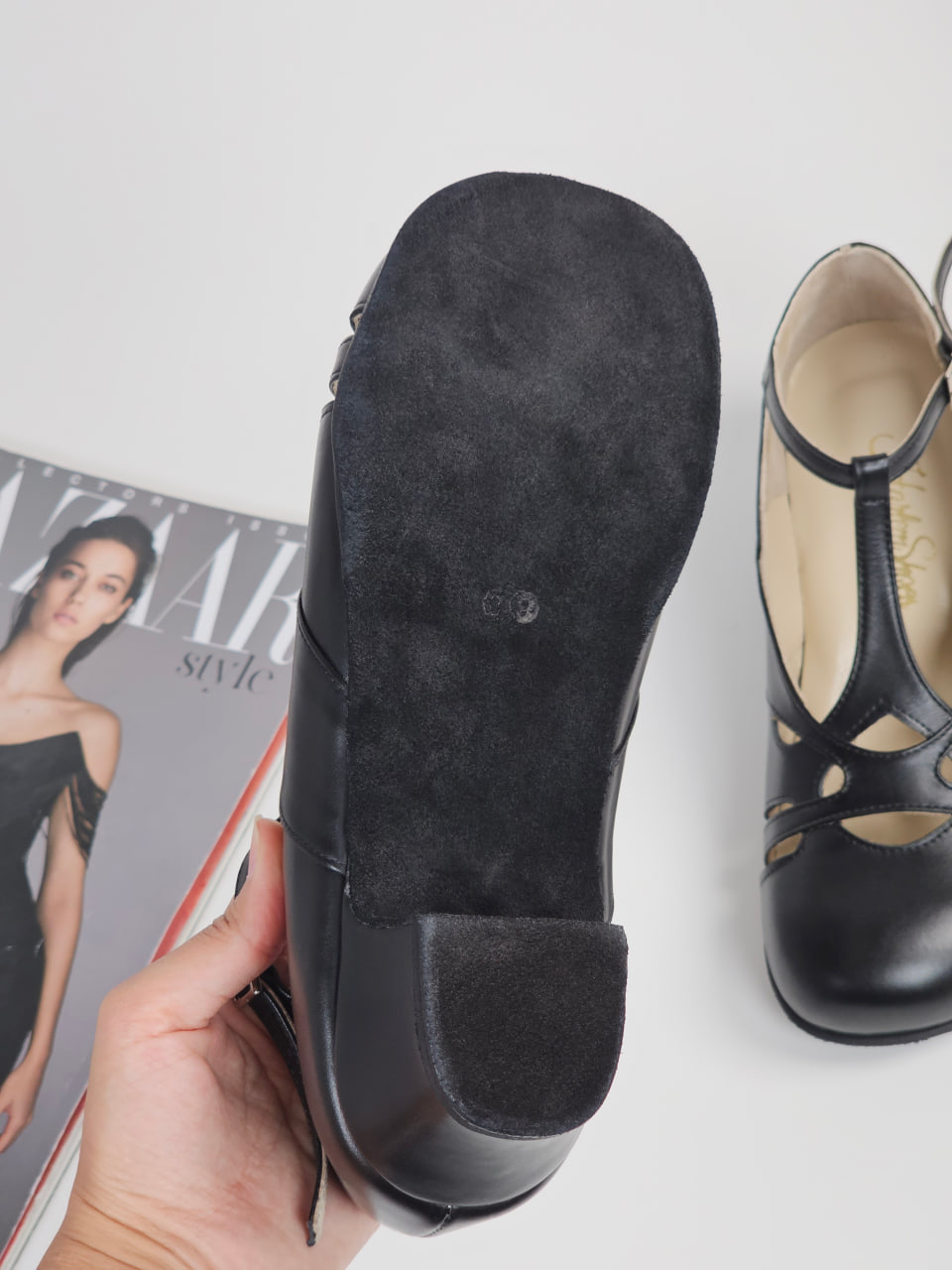 Barefoot Spring Black Leather 4 cm heel