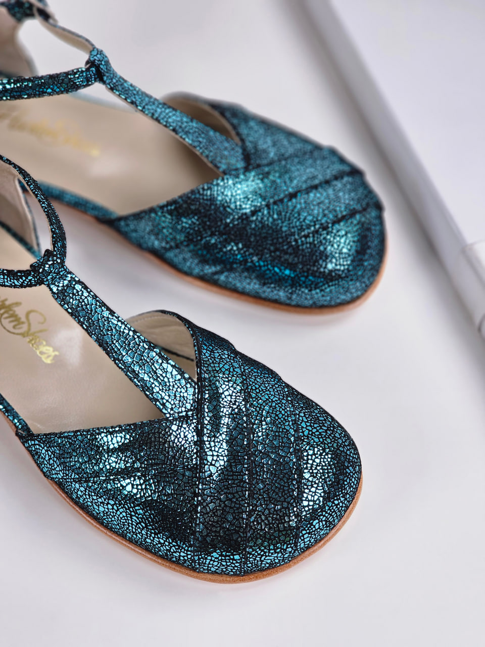 Barefoot Sugar Blue Stone Suede 4 cm heel