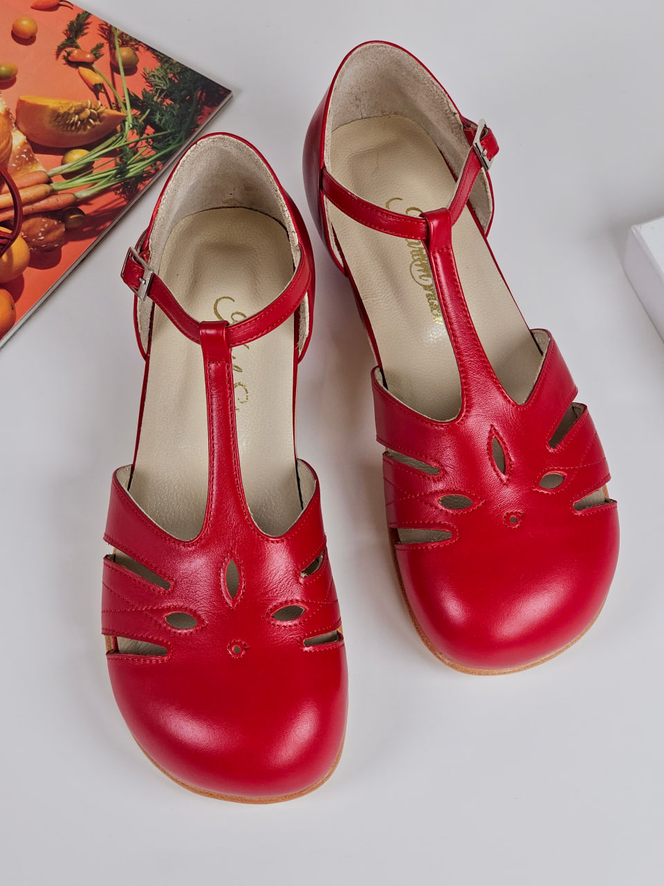 Barefoot Rosy Red Leather 4 cm heel