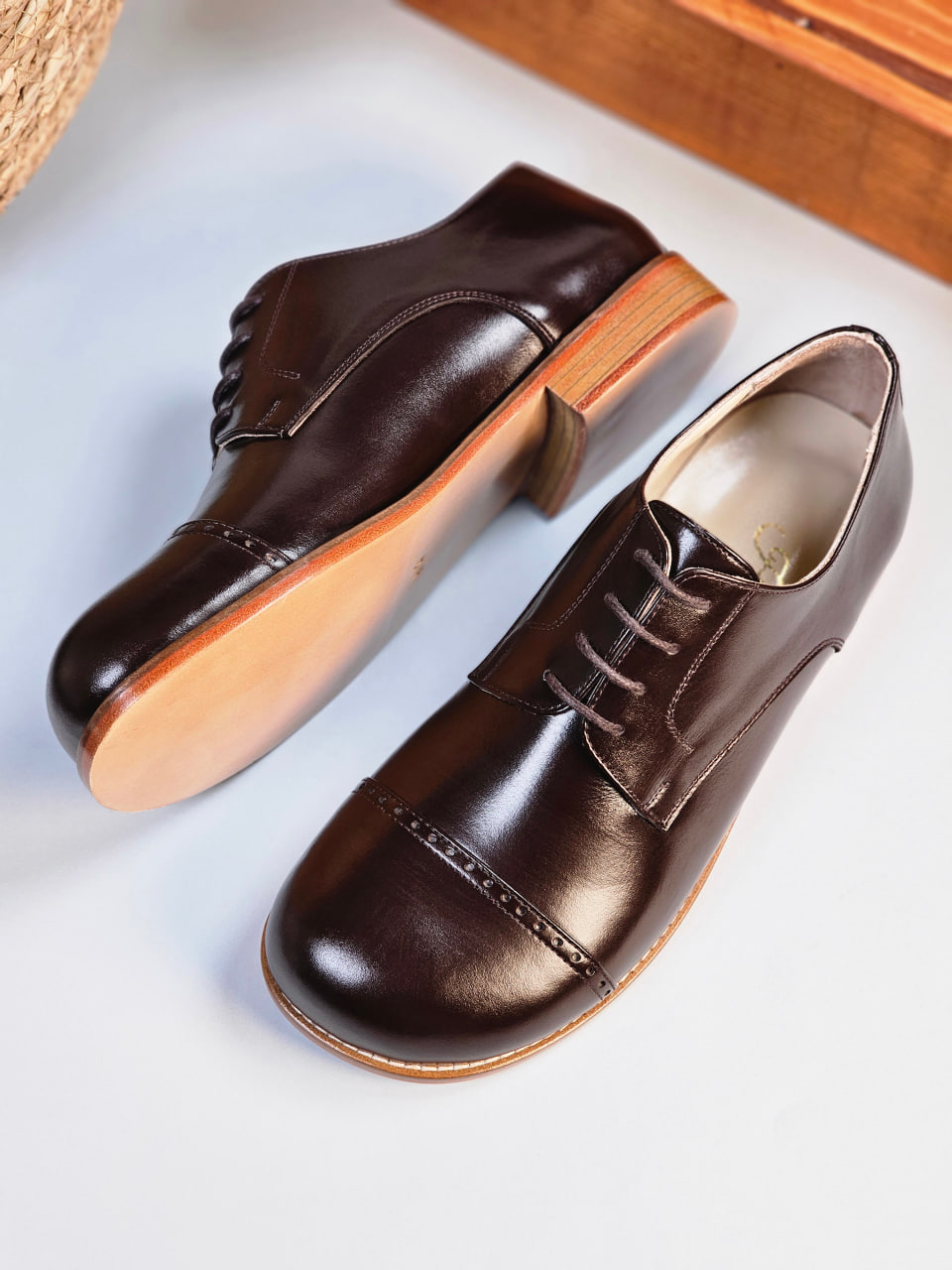 Barefoot California Dark Chocolate Leather 2 cm heel