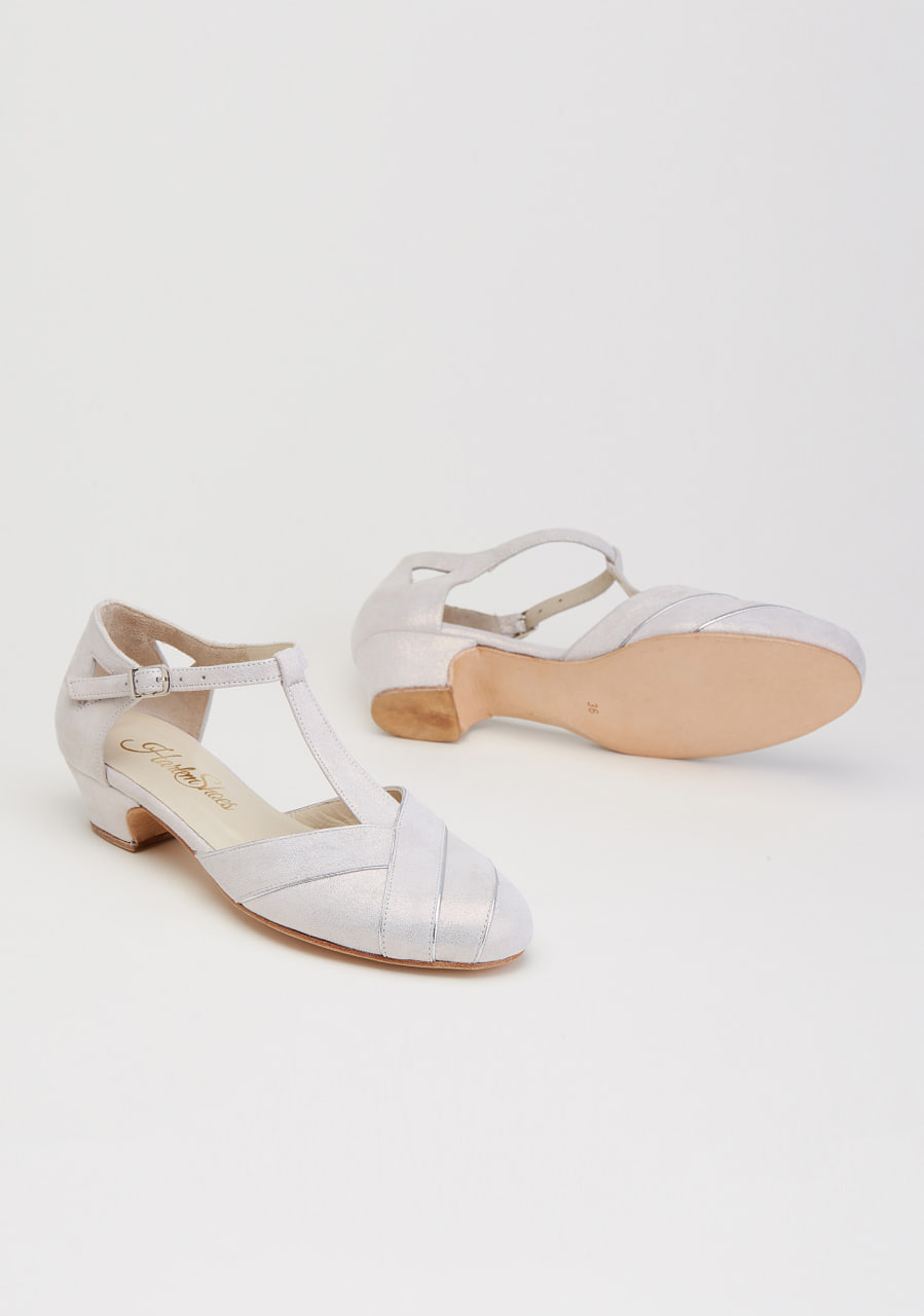 Sugar Shiny Cream Suede 4  cm heel