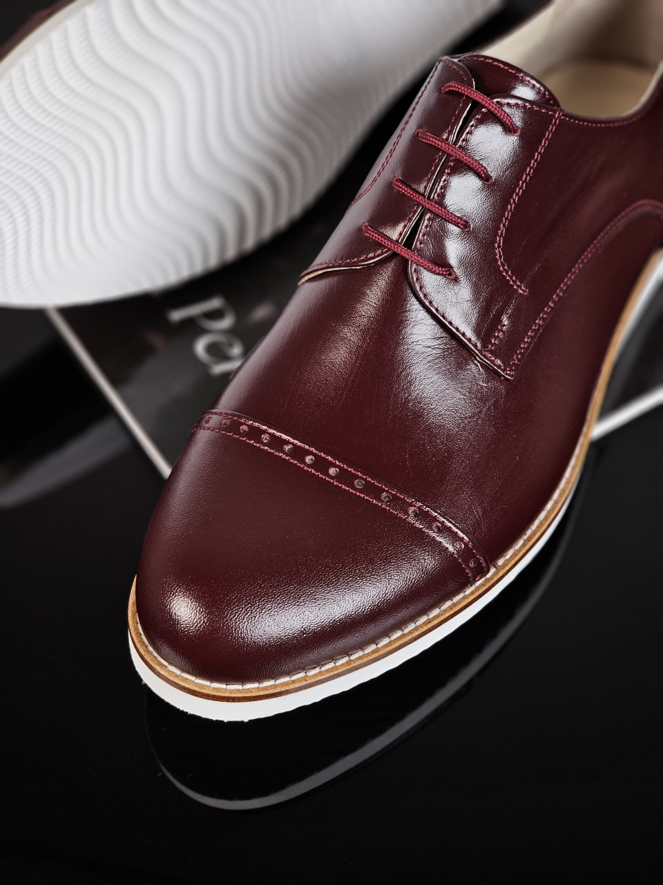 California Bordeaux Leather with Eva Sole