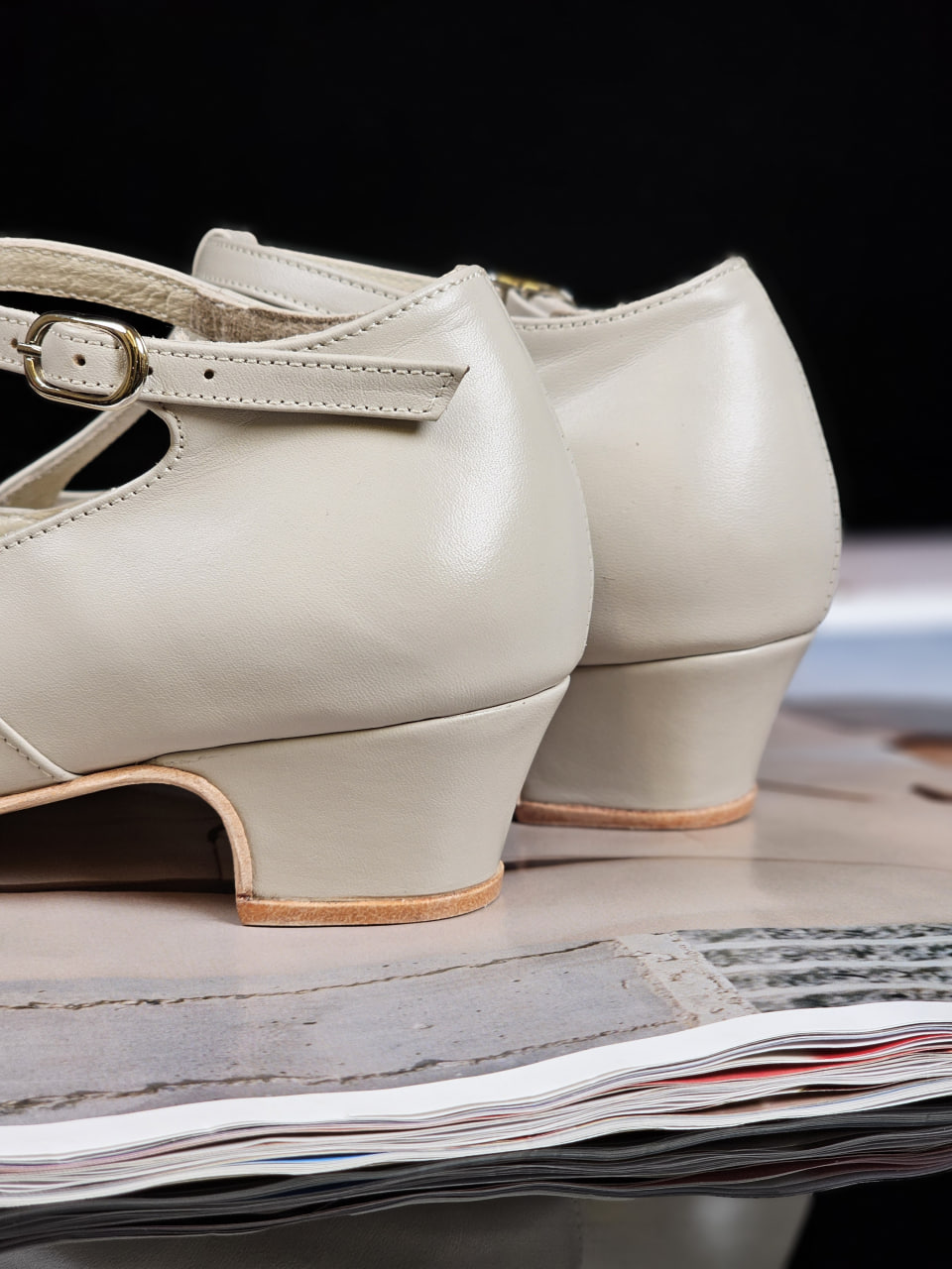 Spring Beige Leather 4 cm heel