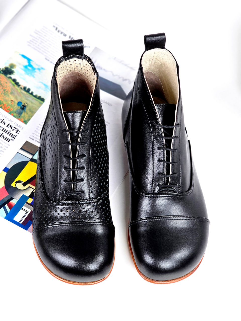 Barefoot Smooth Boots Perforated Black Leather 2 cm heel