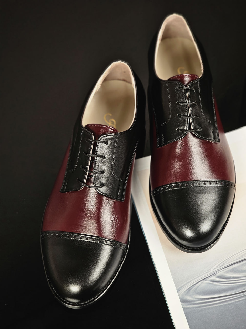 California Black & Bordeaux Leather 2 cm heel