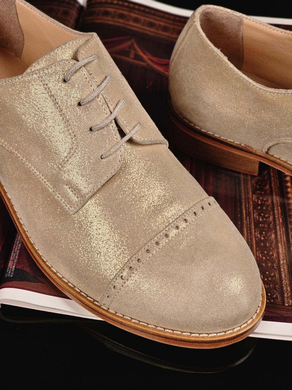 California Golden Suede 2 cm heel