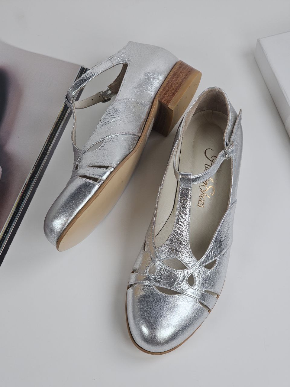 Spring Silver Leather 2 cm heel
