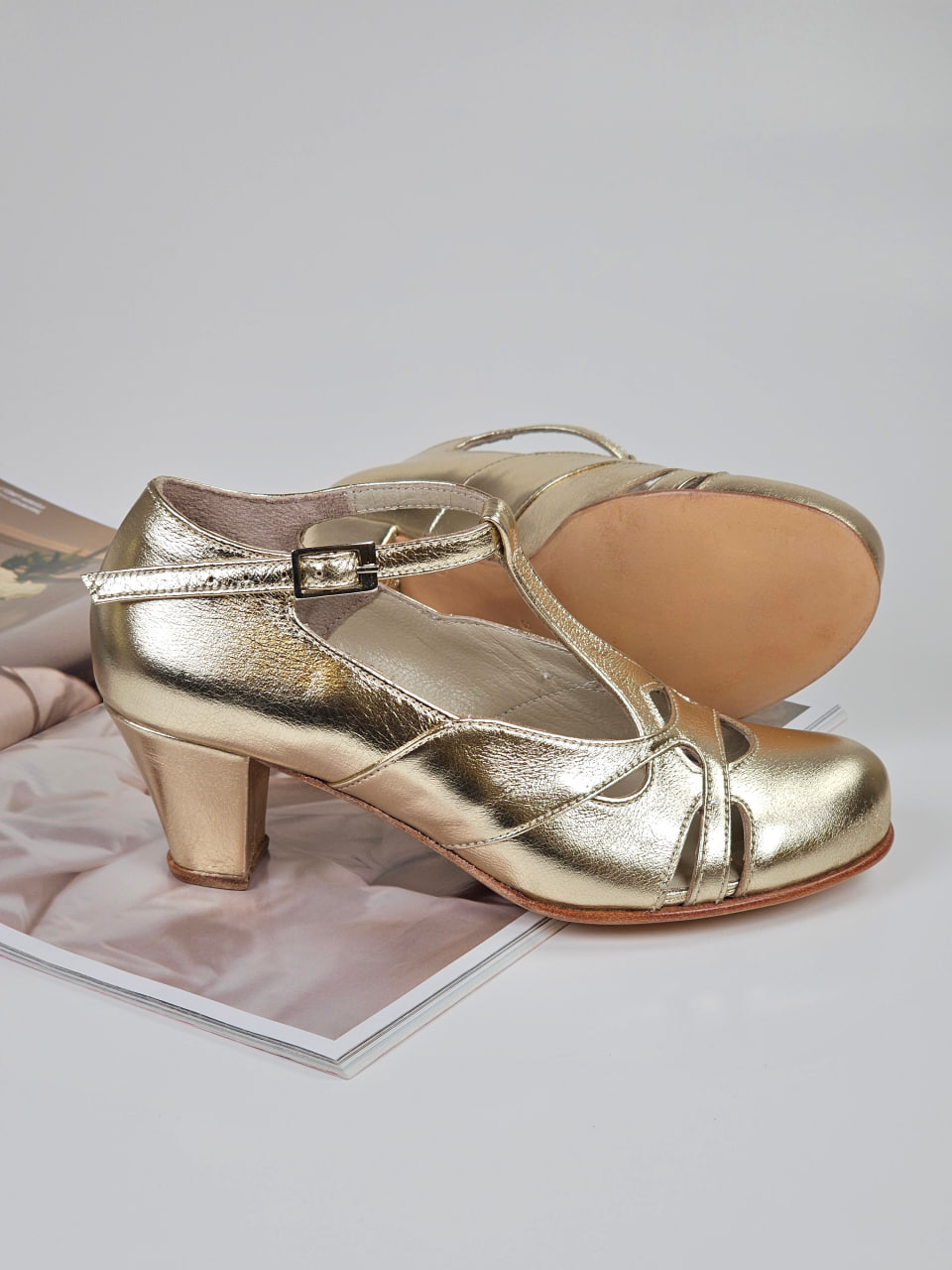 Spring Platinum Gold Leather 6 cm Balboa heel