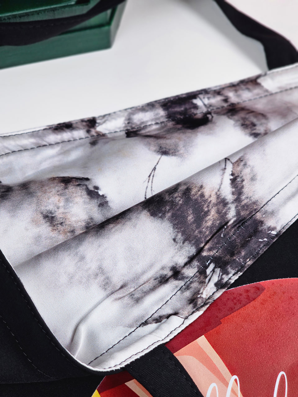 BAGS "FRIENDS" EDITION - Black